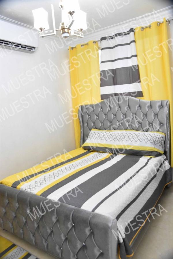 Apartamento En La Carreras Proximo Al Monumento Santiago De Los Caballeros Extérieur photo